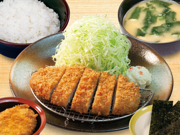 得朝ロースかつ定食
