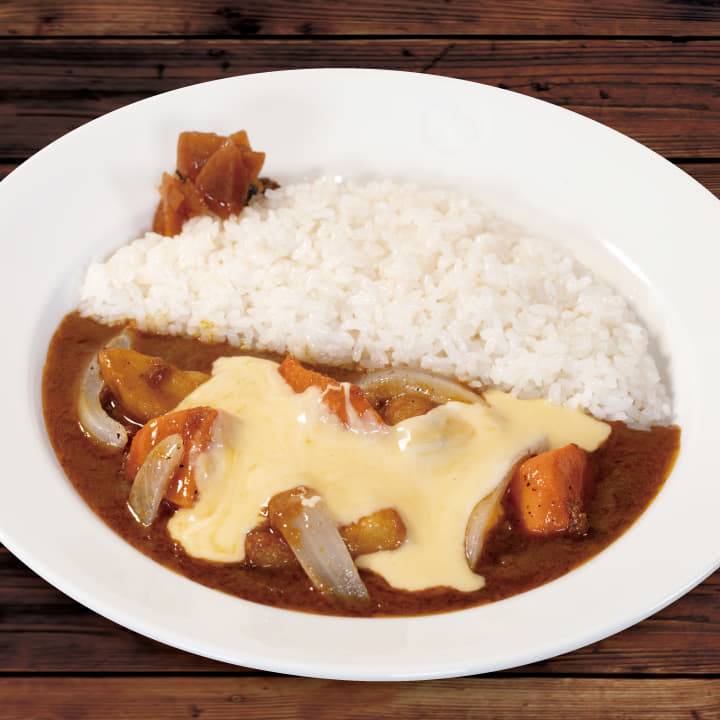 ごろごろ野菜欧風ビーフカレー　トッピングチーズ