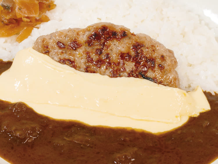 たっぷりチーズハンバーグ欧風ビーフカレー