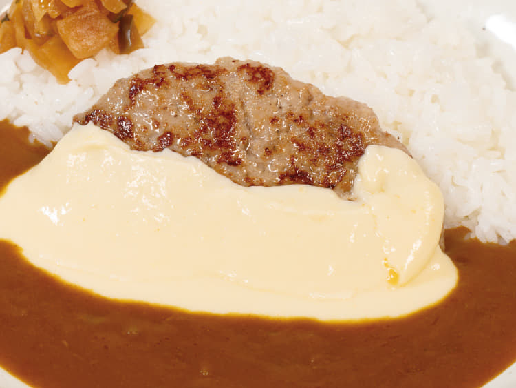 たっぷりチーズハンバーグカレー