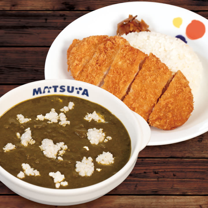 ほうれん草とカッテージチーズのロースかつカレー